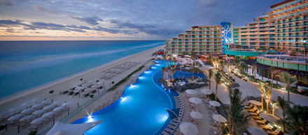 hard-rock-hotel-cancun-pool-beach.jpg