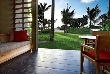 1342078514_superior_room_terrace.jpg