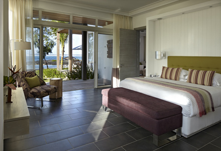 1336477348_deluxe_beach_front_suites_long_beach_mauritius.jpg
