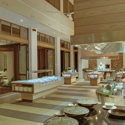1305711415_le_marche_buffet.jpg
