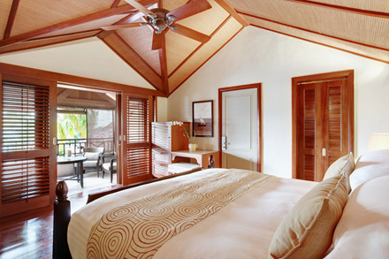LLM_Room_Honeymoon_Junior_Suite_2.jpg