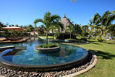 LLM_Pool_Ilot_3.jpg
